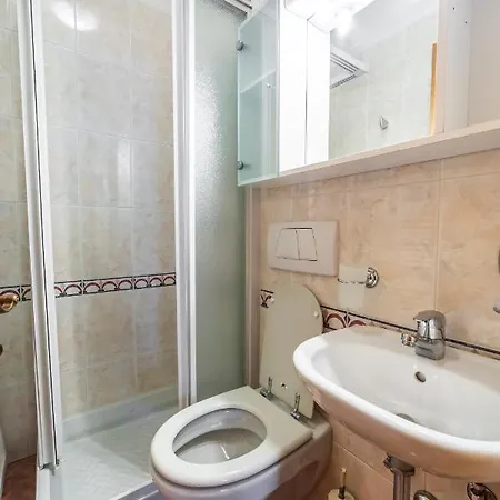 La Nuvola Apartment *